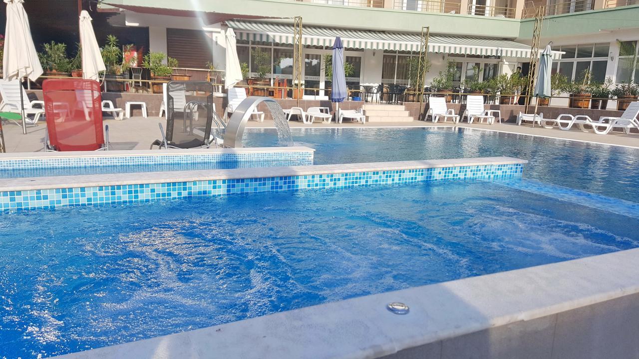 Hotel Onyx Kiten  Exterior photo